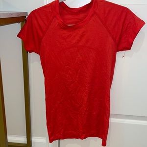 Lululemon swiftly tech